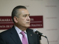 Beltrones... dirigencia del PRI no me inhabilita para ser candidato a Presidencia Beltrones... dirigencia del PRI no me inhabilita para ser candidato a Presidencia