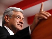 AMLO... acusa a la mafia del poder de impulsar a independientes AMLO... acusa a la mafia del poder de impulsar a independientes