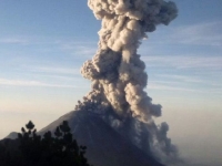 Volcán de Colima emitió explosión que generó una columna de 4 km. Volcán de Colima emitió explosión que generó una columna de 4 km.
