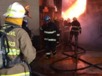 Guadalajara...incendio reduce a cenizas fabrica de pinturas Guadalajara...incendio reduce a cenizas fabrica de pinturas