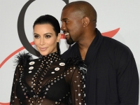 Kardashian y Kanye West buscan un tercer hijo en vientre rentado Kardashian y Kanye West buscan un tercer hijo en vientre rentado
