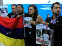 Disidentes venezolanos toman tribuna de la OEA Disidentes venezolanos toman tribuna de la OEA