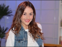 Zuria Vega..Mi marido tiene familia no podría ser diferente Zuria Vega..Mi marido tiene familia no podría ser diferente