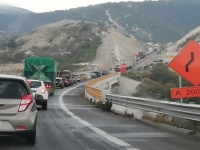 Se abre grieta en los límites Oaxaca-Puebla a causa de falla geológica Se abre grieta en los límites Oaxaca-Puebla a causa de falla geológica