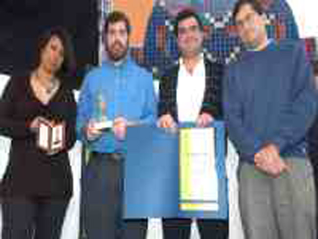 Premian en España a egresados de la UNAM por documental de ciencia