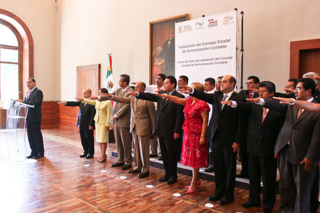 Instala Gabino Cué Consejo Estatal de Armonización Contable