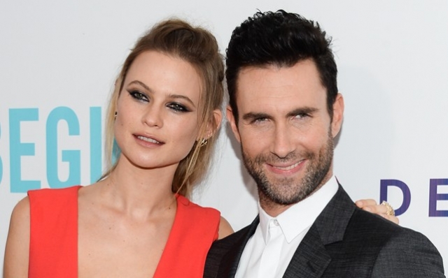 Adam Levine y Betahi Prinsloo...se casaron en los Cabos