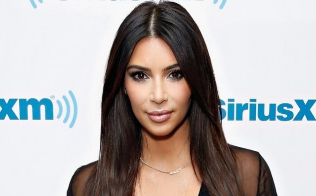 Kim Kardashian...pide a twitter poder editar sus mensajes