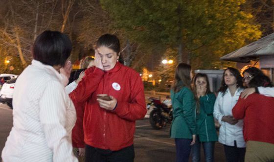 Chile... sismo de 7.9 grados provoca alerta de tsunami