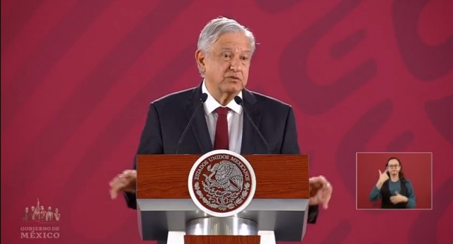 CRÓNICA POLÍTICA: Las becas, no son empleos formales