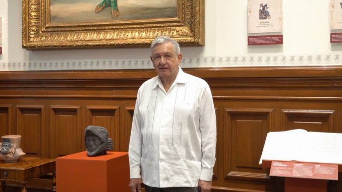 AMLO 11