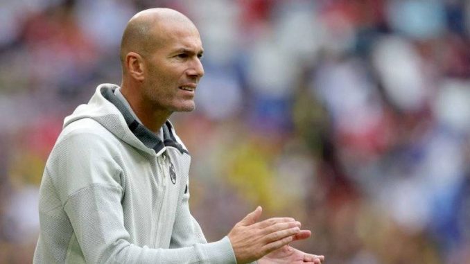 Zinedine Zidane, en un encuentro con el Real Madrid Getty Images