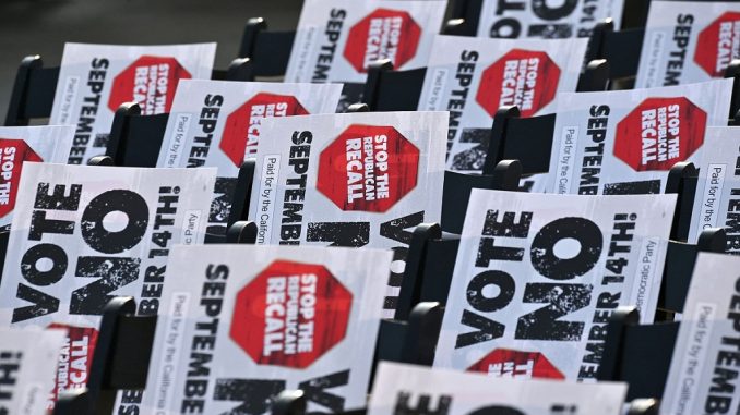 FILES-US-CALIFORNIA-POLITICS-VOTE-RECALL